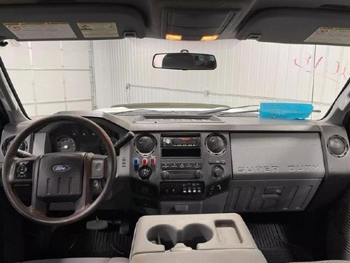 2015 Ford F-350 Super Duty XL Cab & Chassis 4D White, Sioux Falls, SD