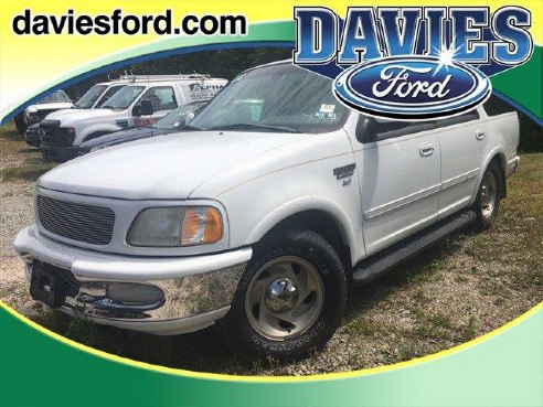 1998 Ford Expedition White, Connellsville, PA