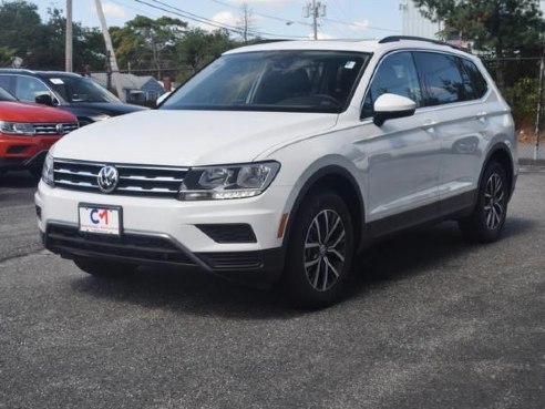 2018 Volkswagen Tiguan SE Pure White, Lawrence, MA