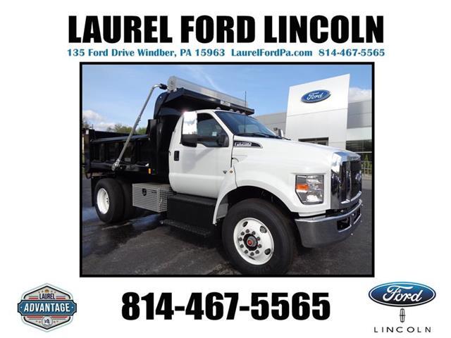 2024 Ford F-750 Gas Regular Cab Base OXFORD WHITE, Windber, PA