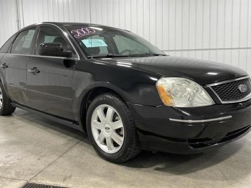 2005 Ford Five Hundred SE Sedan 4D Black, Sioux Falls, SD