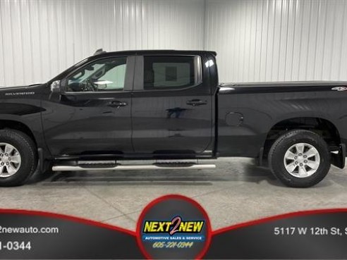 2021 Chevrolet Silverado 1500 LT Pickup 4D 6 1-2 ft Black, Sioux Falls, SD