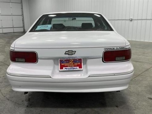 1996 Chevrolet Impala Sedan 4D White, Sioux Falls, SD