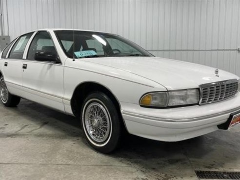 1996 Chevrolet Impala Sedan 4D White, Sioux Falls, SD