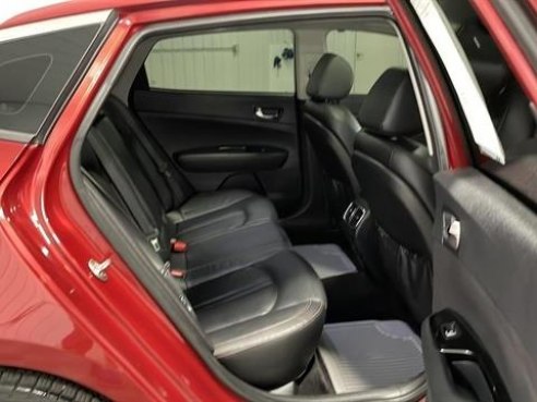 2018 Kia Optima SX Turbo Sedan 4D Red, Sioux Falls, SD