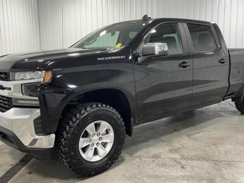 2021 Chevrolet Silverado 1500 LT Pickup 4D 5 3-4 ft Black, Sioux Falls, SD