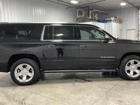 2017 Chevrolet Suburban Premier Sport Utility 4D Black, Sioux Falls, SD