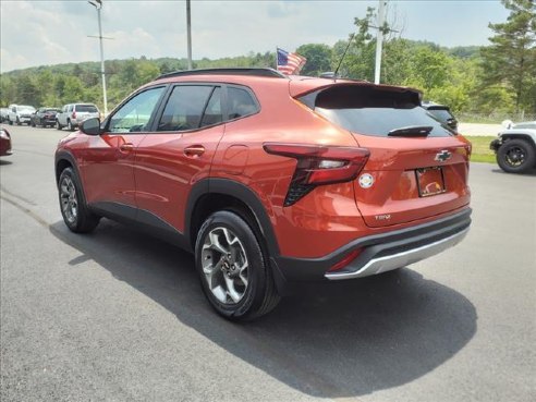 2024 Chevrolet Trax LT Orange, Windber, PA