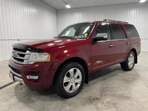 2016 Ford Expedition Platinum Sport Utility 4D MAROON, Sioux Falls, SD