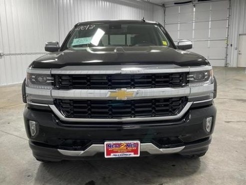 2018 Chevrolet Silverado 1500 High Country Pickup 4D 5 3-4 ft Black, Sioux Falls, SD