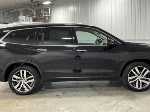 2017 Honda Pilot Elite Sport Utility 4D Black, Sioux Falls, SD