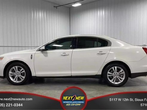 2009 Lincoln MKS Sedan 4D White, Sioux Falls, SD