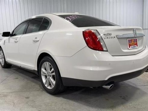 2009 Lincoln MKS Sedan 4D White, Sioux Falls, SD