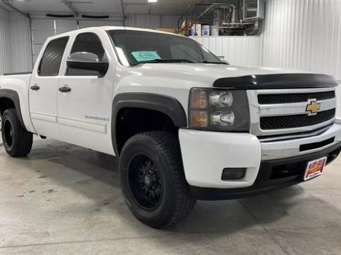 2009 Chevrolet Silverado 1500 LT Pickup 4D 5 3-4 ft White, Sioux Falls, SD