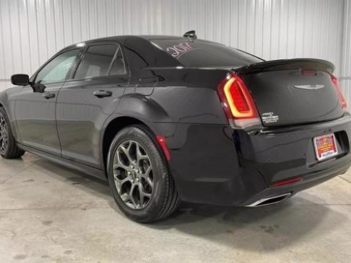 2017 Chrysler 300-Series 300S Sedan 4D Black, Sioux Falls, SD