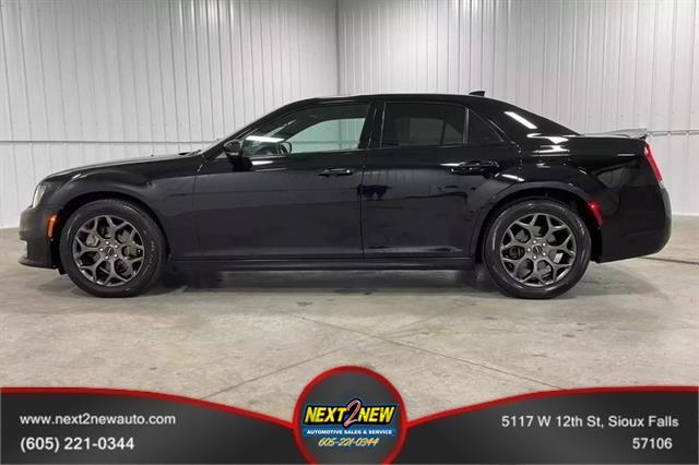 2017 Chrysler 300-Series 300S Sedan 4D Black, Sioux Falls, SD